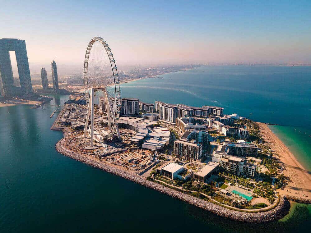 ain-dubai-monument-landmark