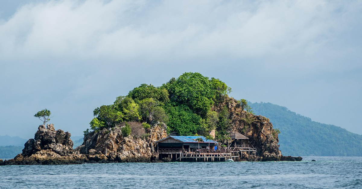 Living in Phuket: Luxury, Family, and Investment Opportunities